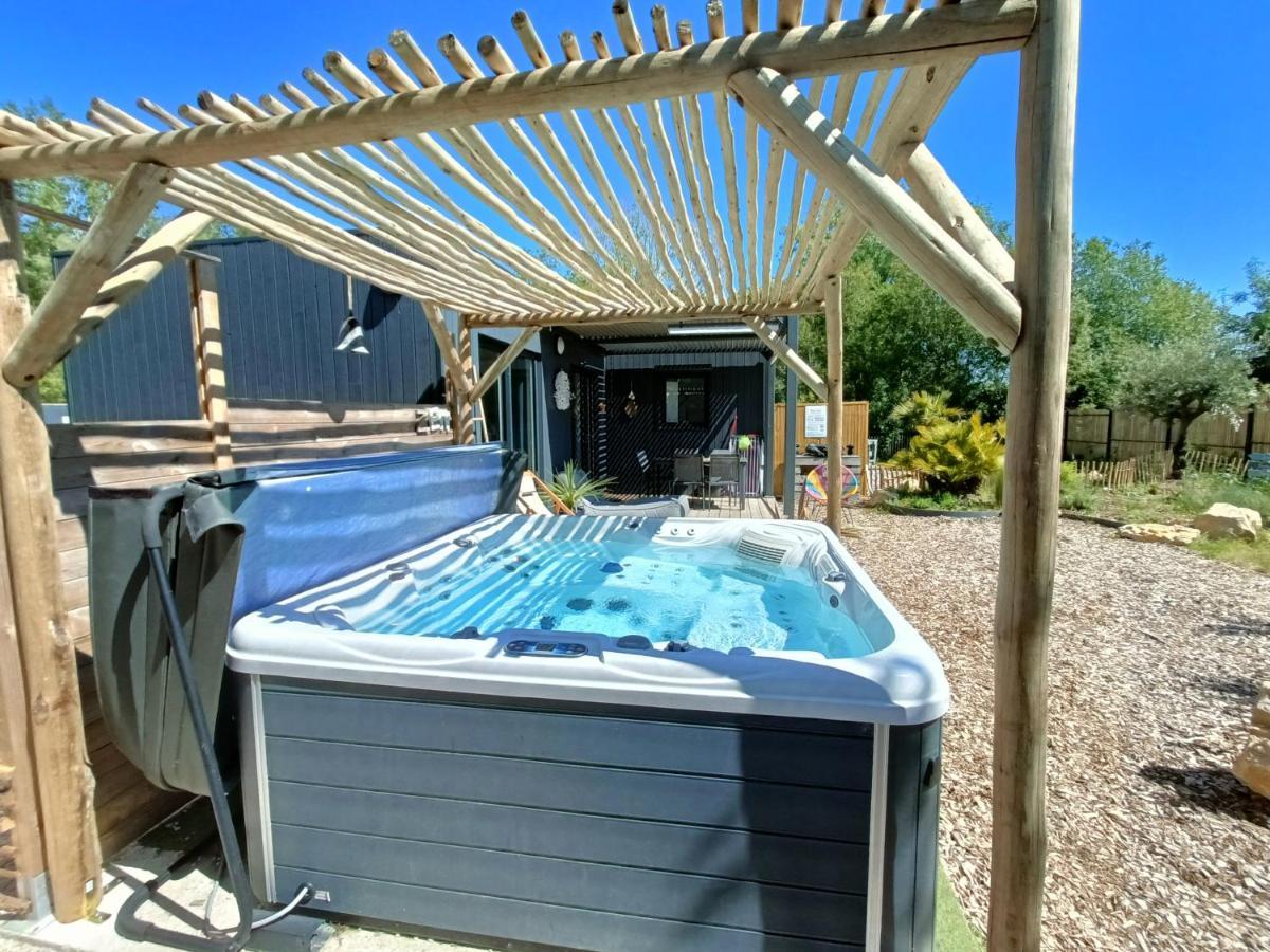 Apb Spa Locations Avec Jacuzzi Privatif Saint-Jean-de-Monts Kültér fotó